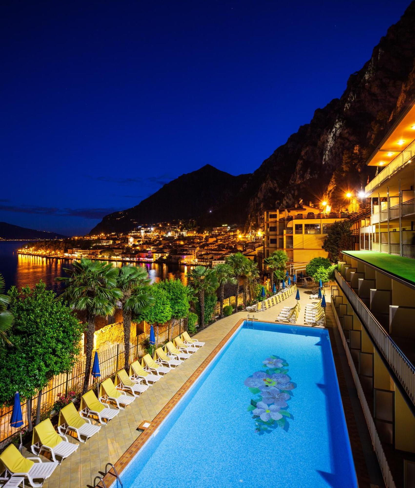 Hotel Splendid Palace Limone sul Garda Exterior photo