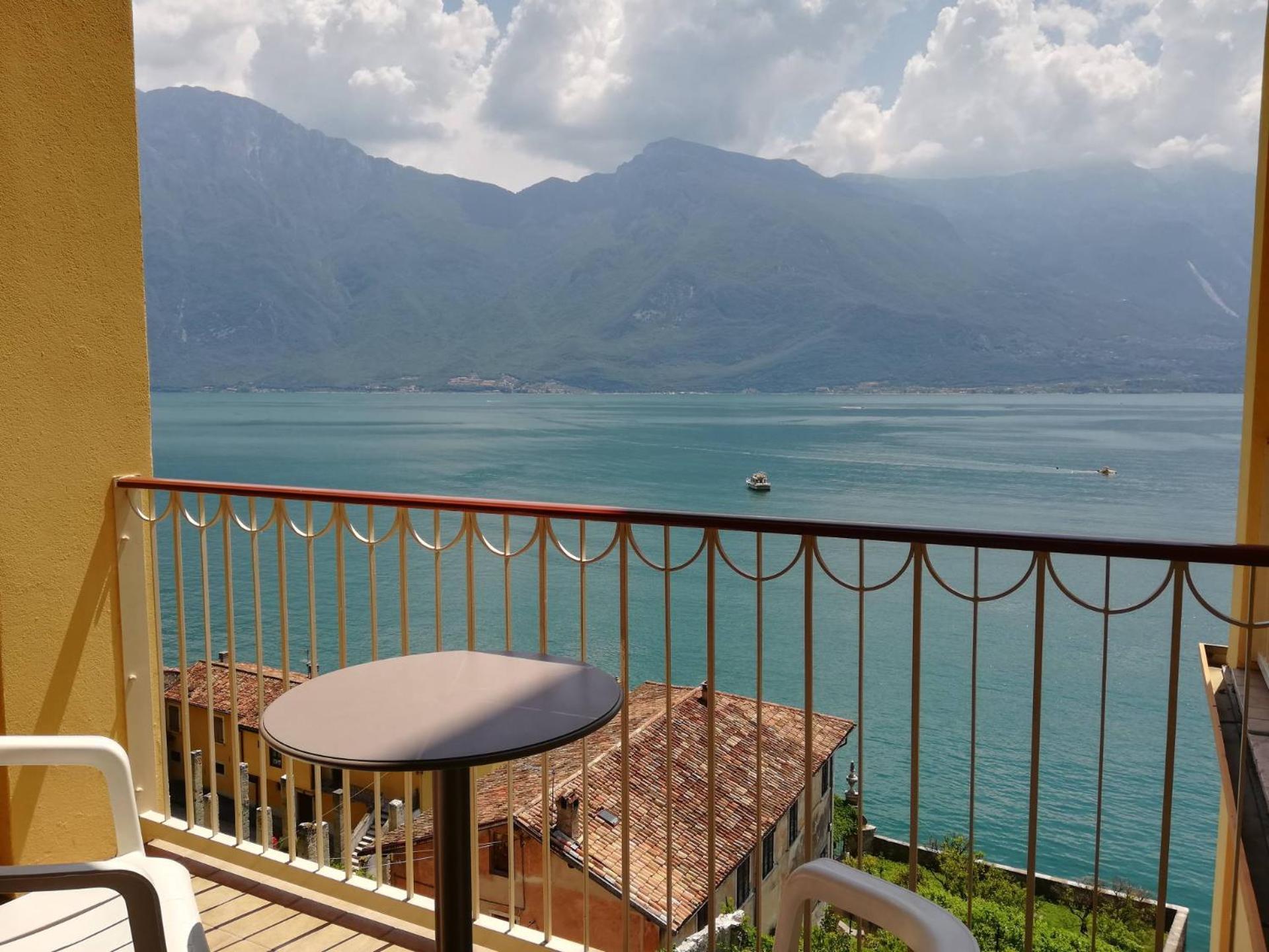 Hotel Splendid Palace Limone sul Garda Room photo